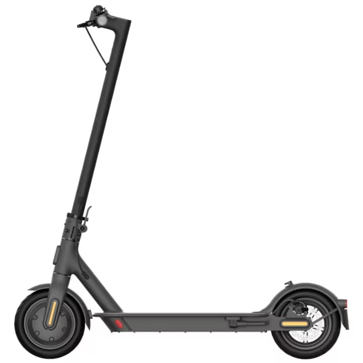 Trotineta electrica Xiaomi Mi Electric Scooter Essential, putere motor 250 W, autonomie max.20 Km, viteza maxima 20 Km/h